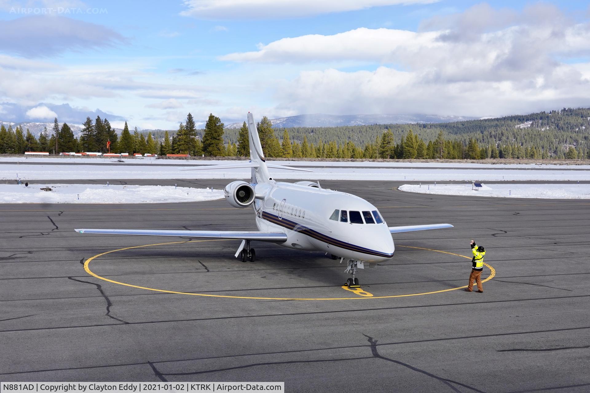 N881AD, 2000 Dassault Falcon 2000 C/N 136, Truckee airport California 2021.