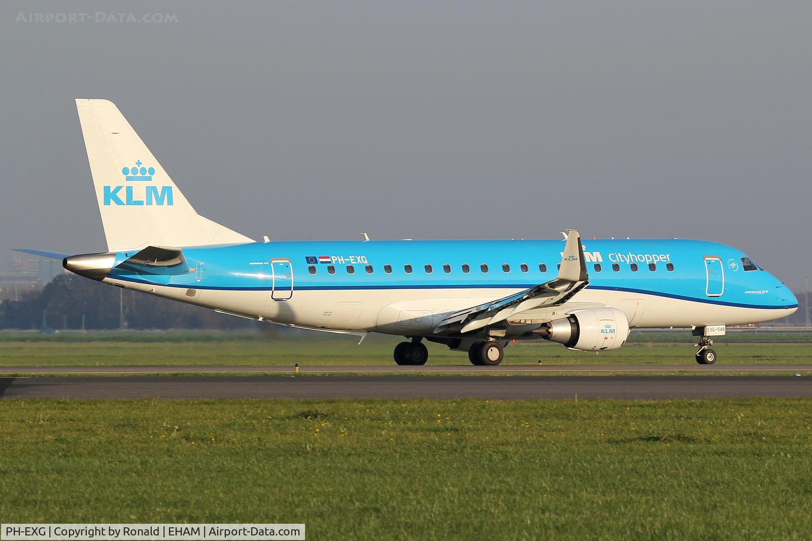 PH-EXG, 2016 Embraer 175STD (ERJ-170-200) C/N 17000546, at spl