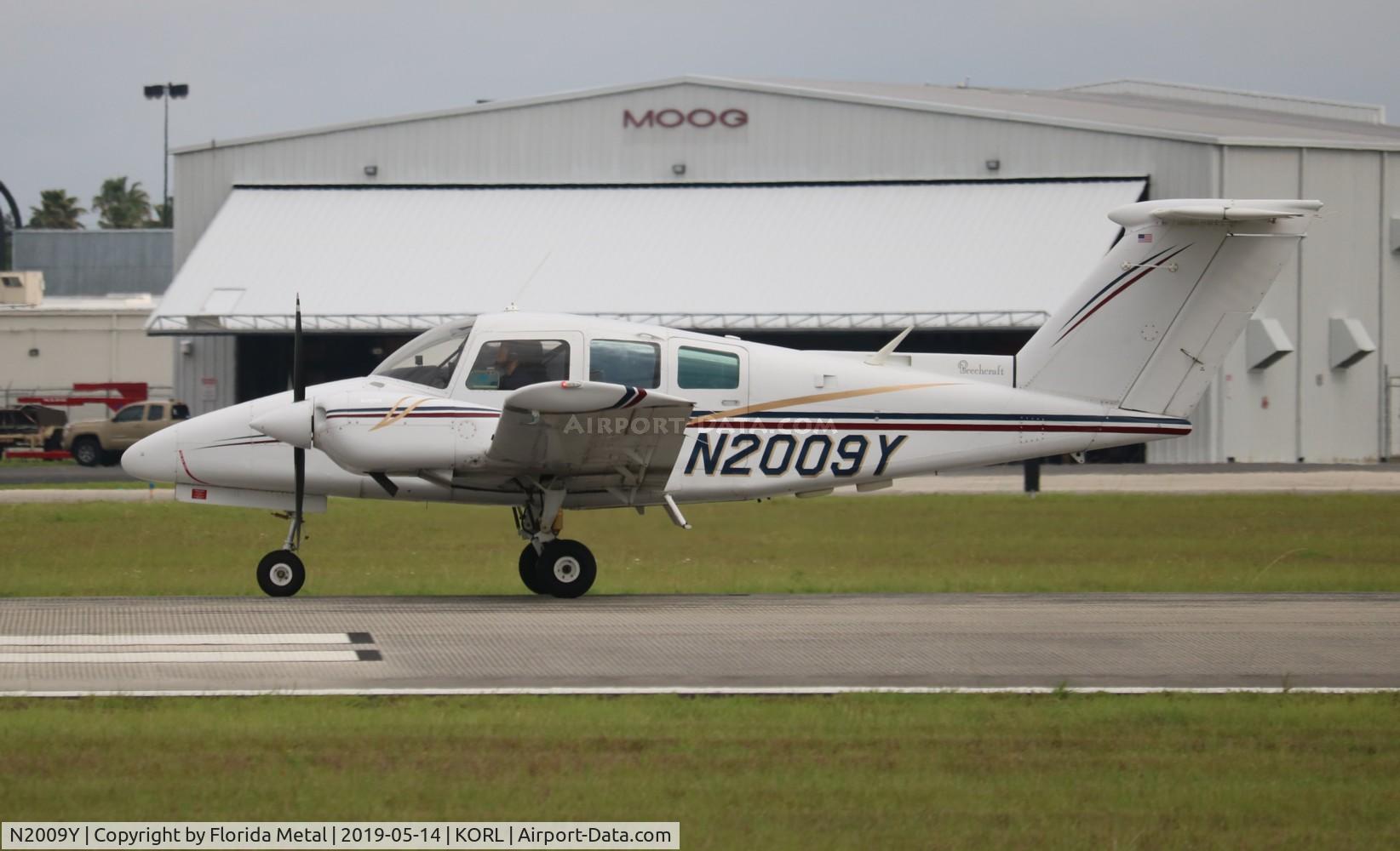 N2009Y, 1978 Beech 76 Duchess C/N ME-74, ORL spotting 2019