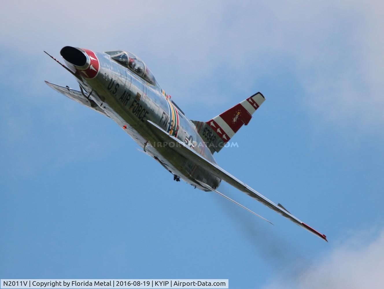 N2011V, 1958 North American F-100F Super Sabre C/N 243-224, TOM YIP 2016