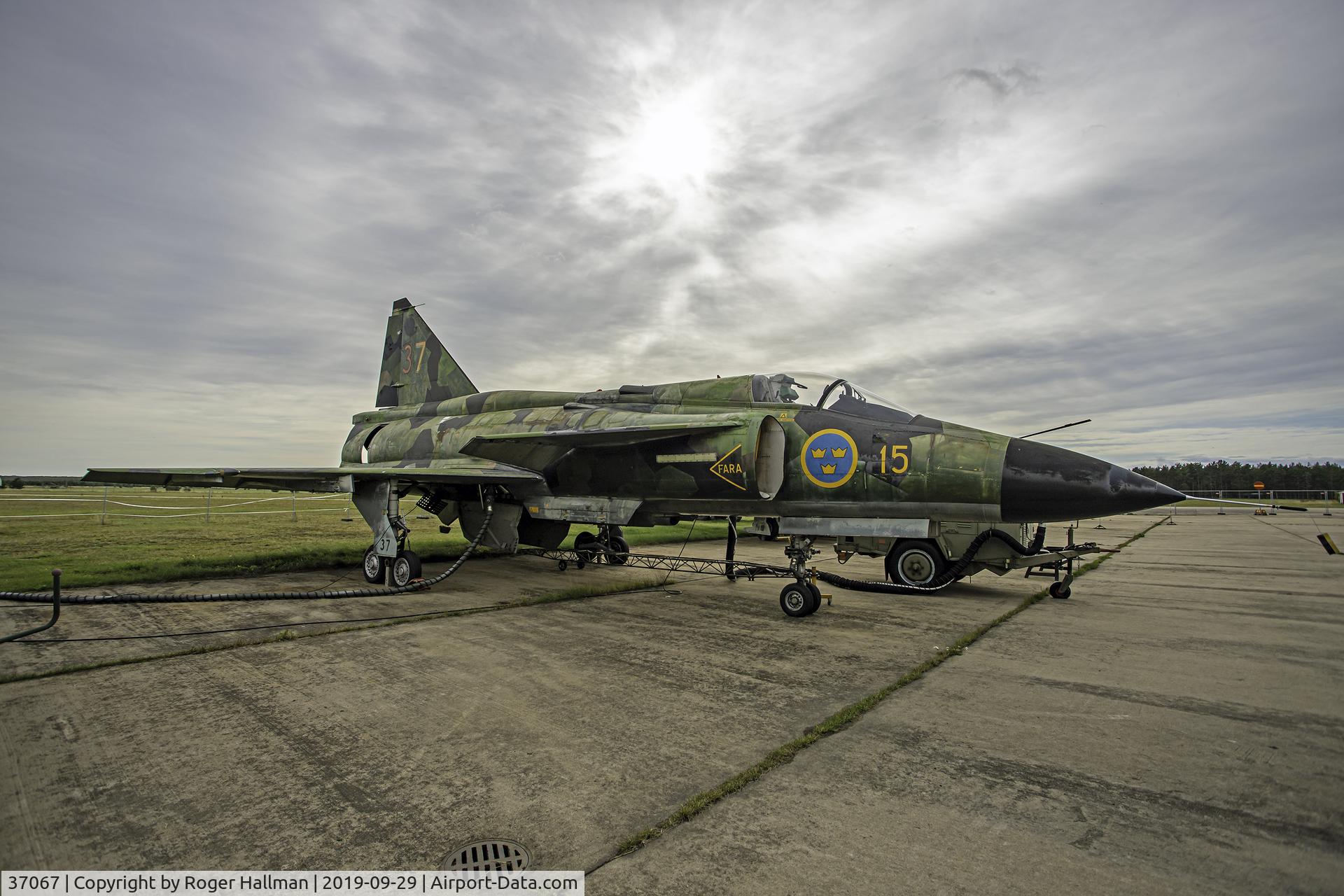 37067, Saab AJ37 Viggen C/N 37067, Displayed at F15 Air Force Museum in Söderhamn, Sweden (former F15 Air Base)
