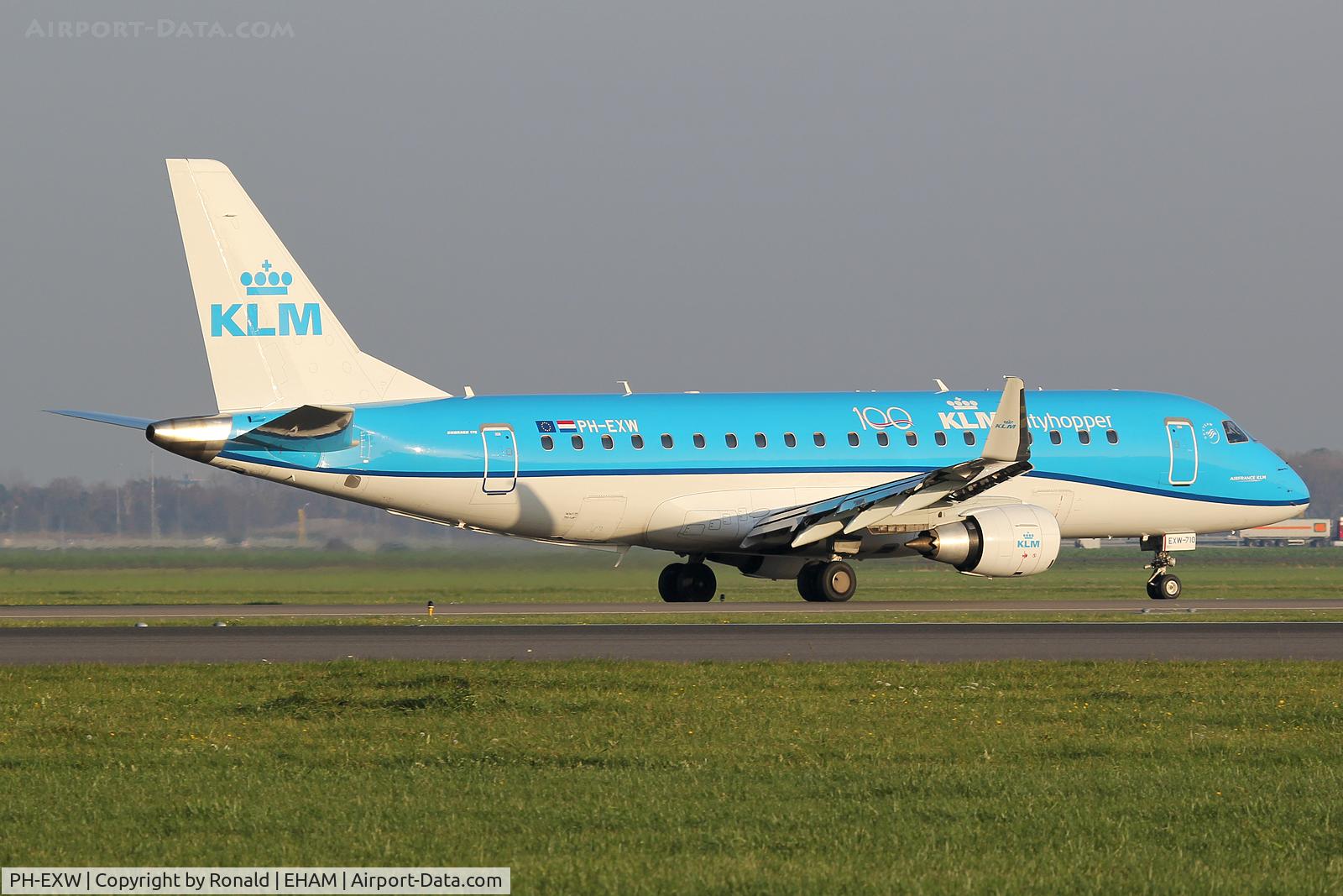 PH-EXW, 2018 Embraer ERJ-175STD (ERJ-170-200) C/N 17000710, at spl