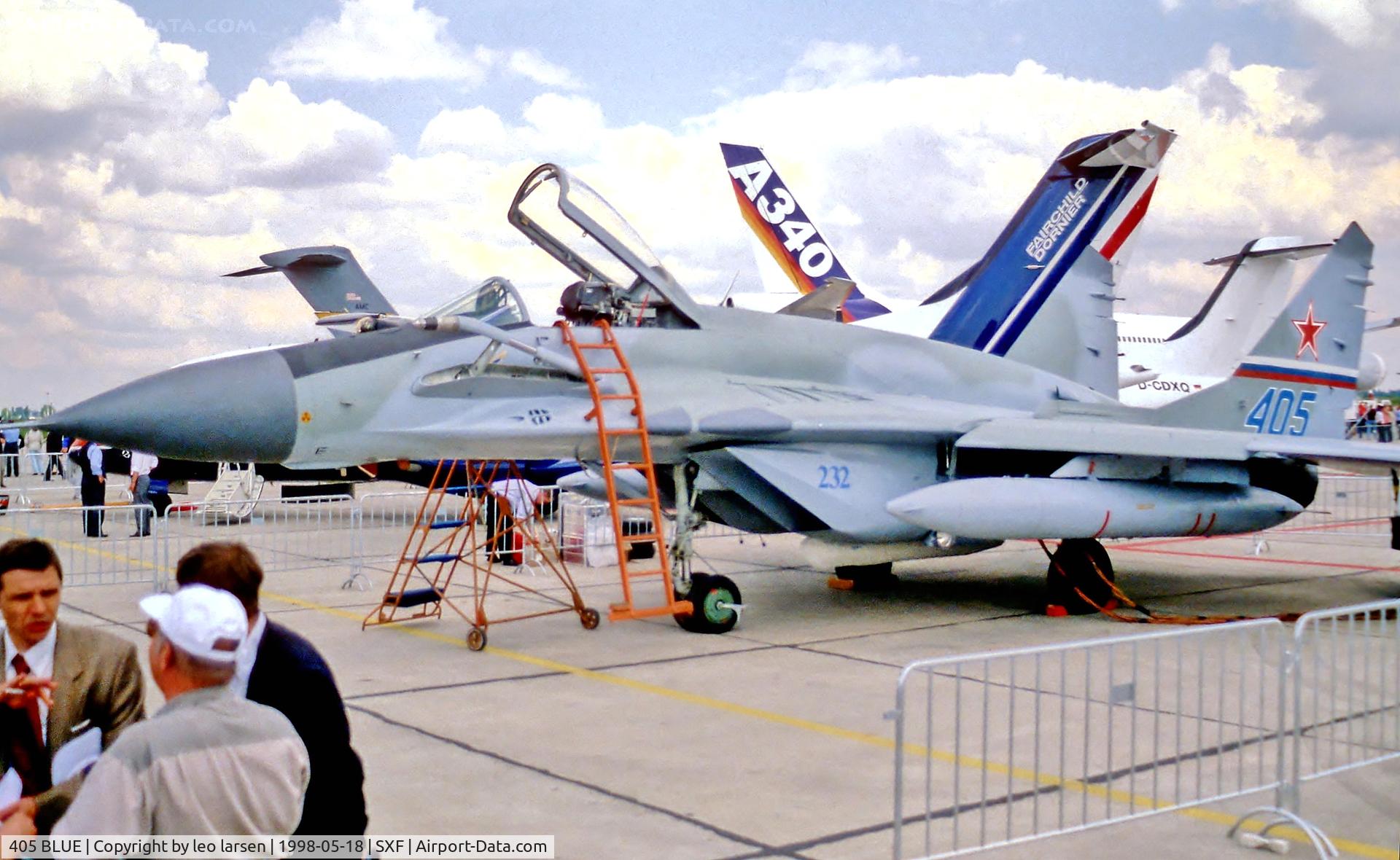 405 BLUE, 1996 Mikoyan MIG-29SMT C/N 2960505533, Berlin Air Show 18.5.1998