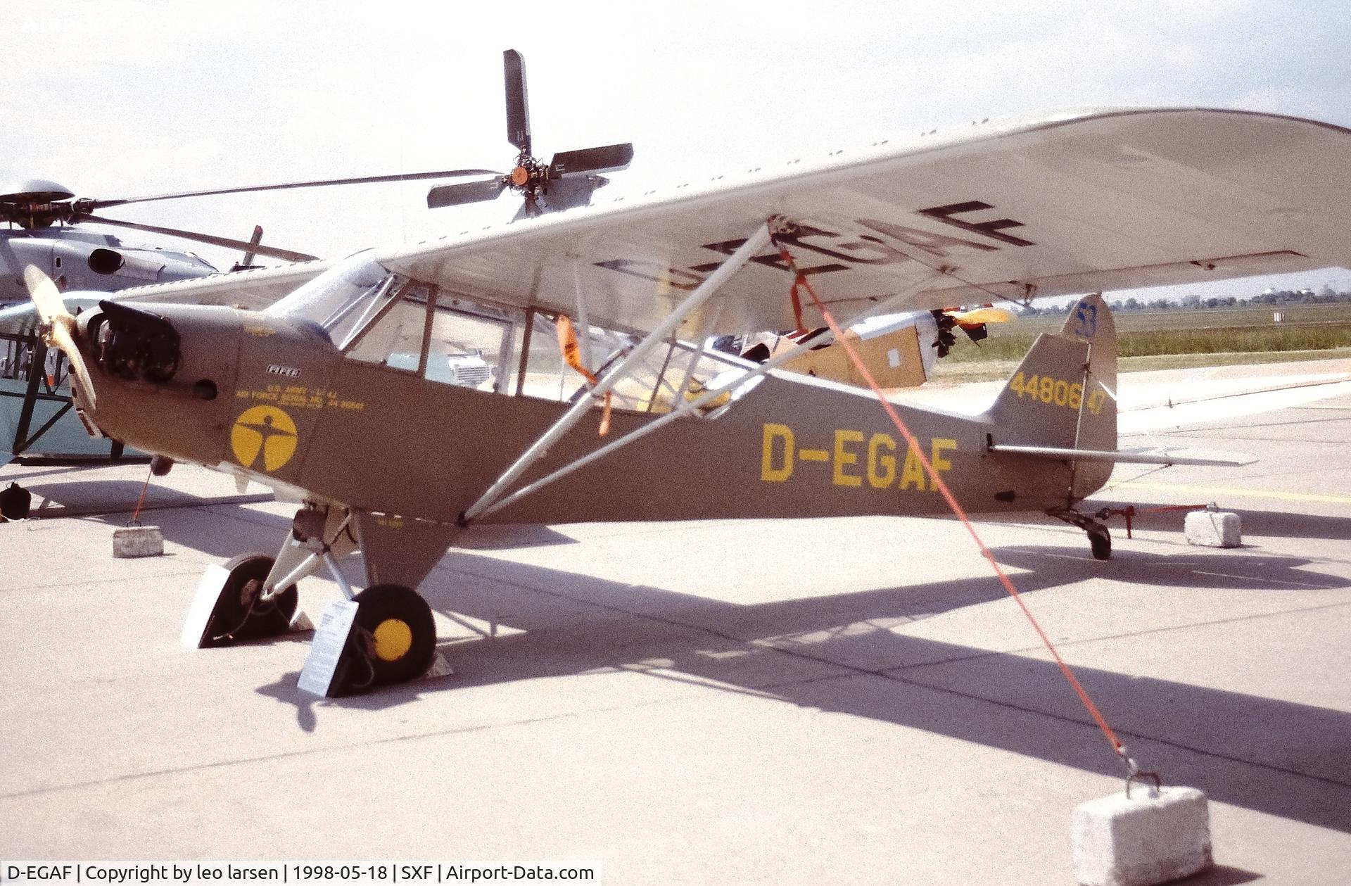 D-EGAF, 1944 Piper J3C-65 Cub Cub C/N 12943, Berlin Air Show 18.5.1998