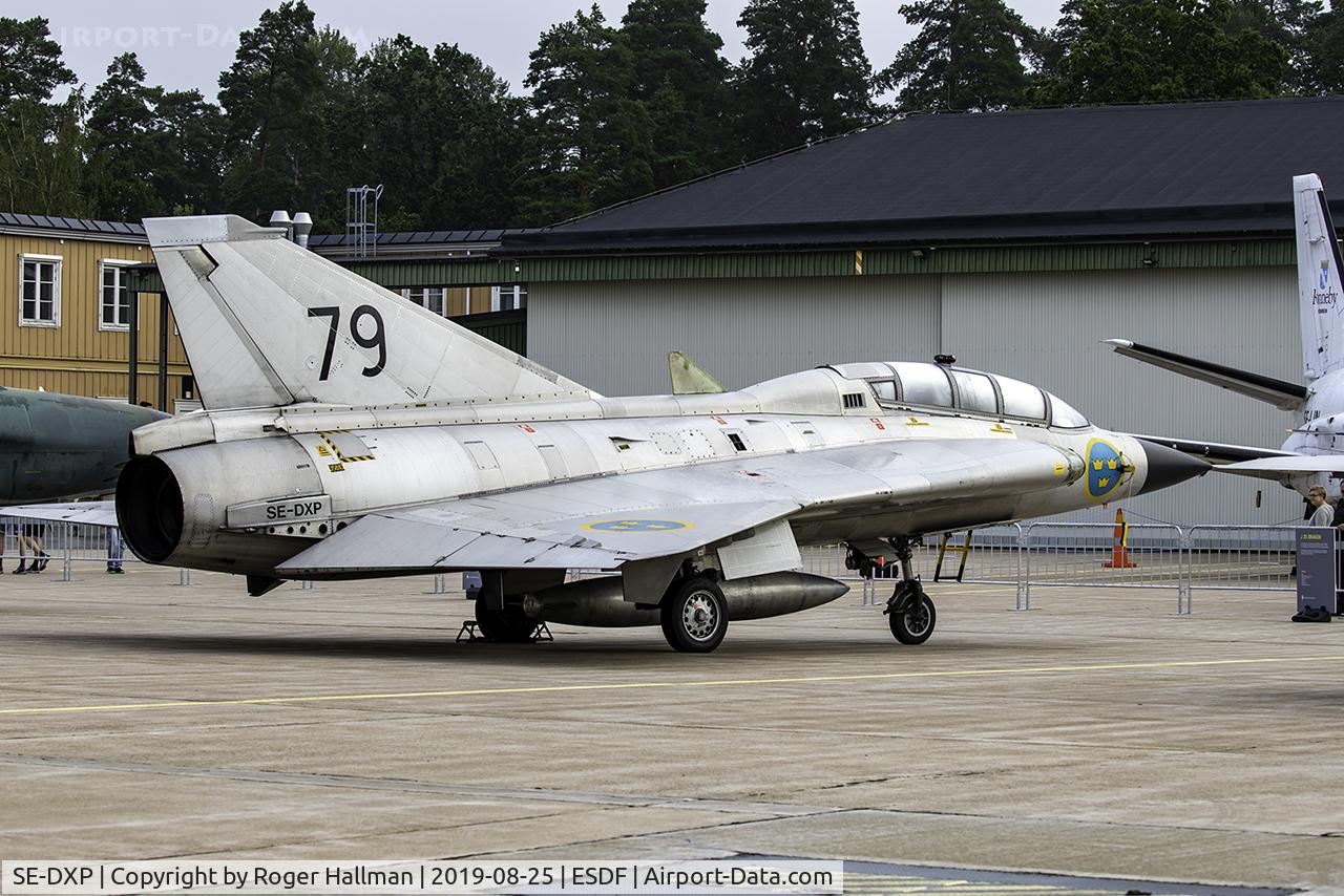 SE-DXP, 1962 Saab Sk35C Draken C/N 35-810, A picture taken at the Swedish Air Force Day 2019