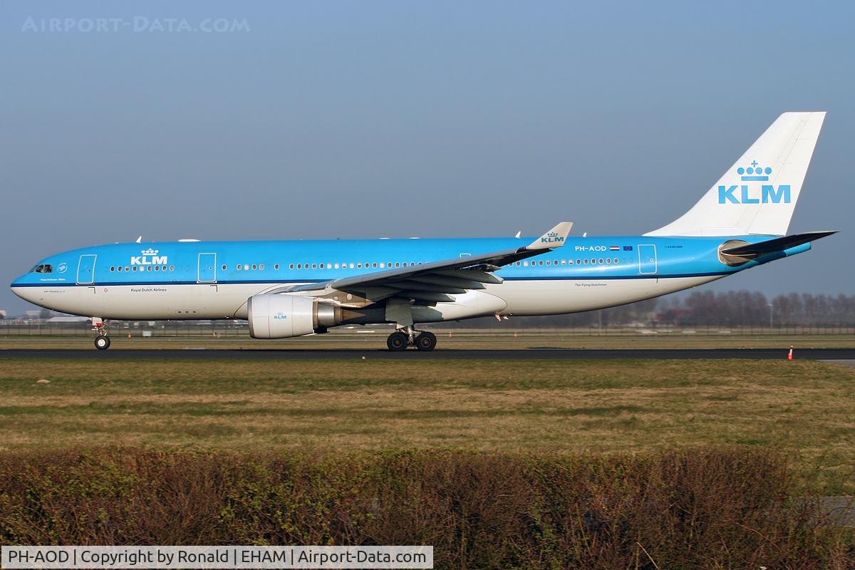 PH-AOD, 2006 Airbus A330-203 C/N 738, at spl