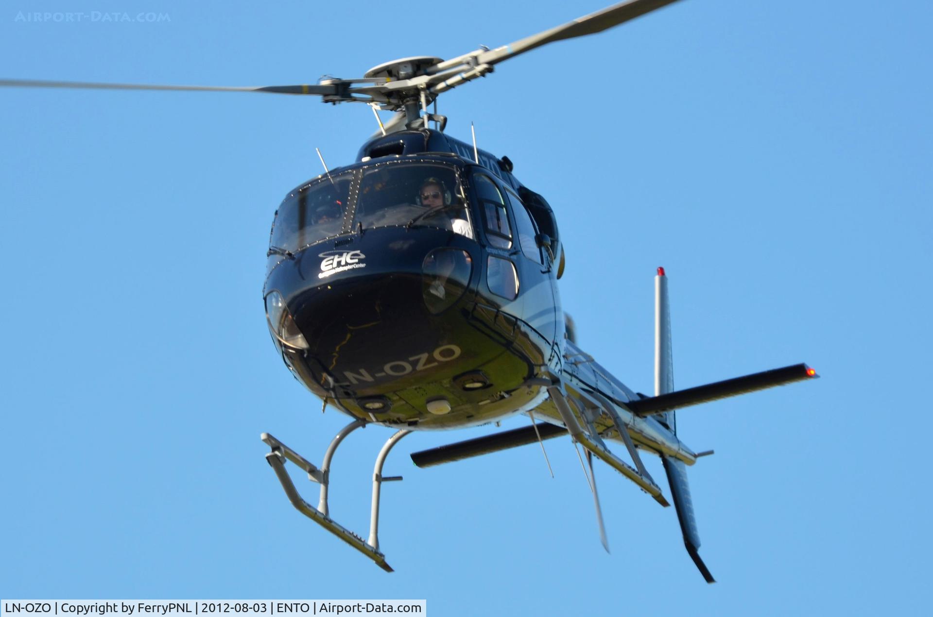 LN-OZO, Eurocopter AS-355N Ecureuil 2 C/N 5633, EHC AS355 landing at its base