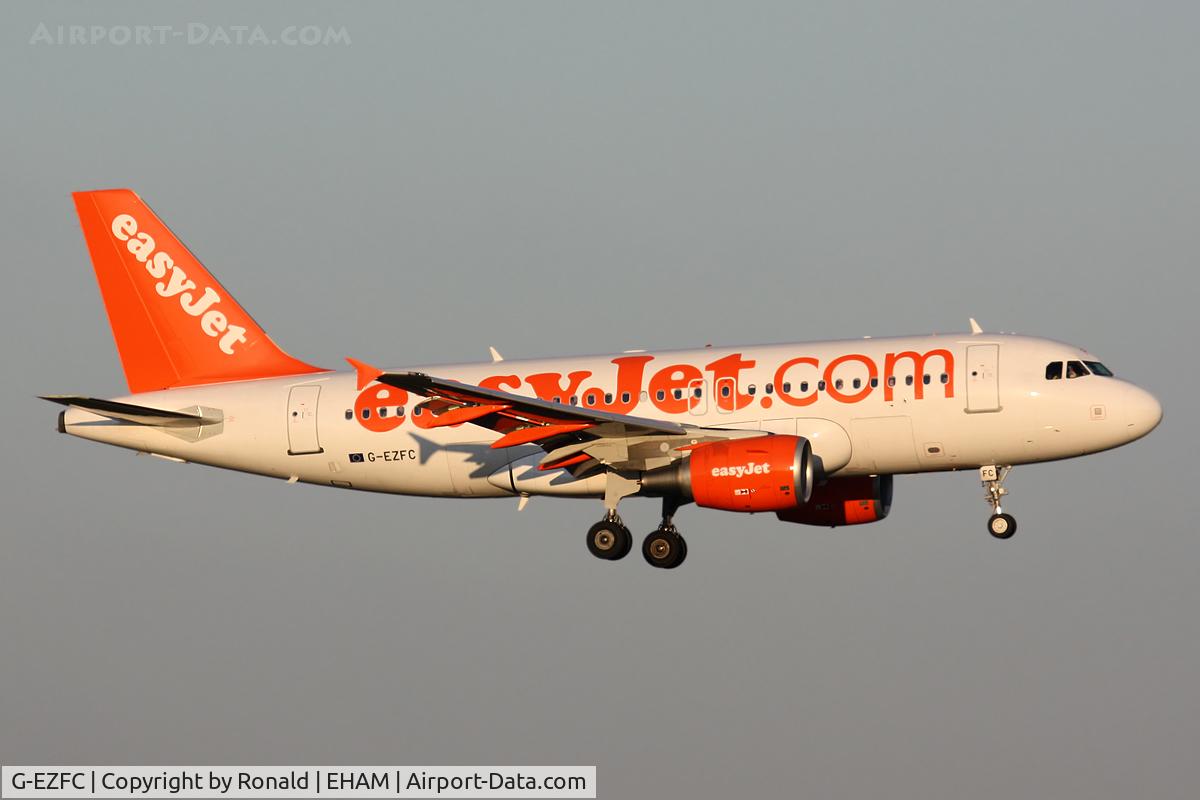 G-EZFC, 2009 Airbus A319-111 C/N 3808, at spl