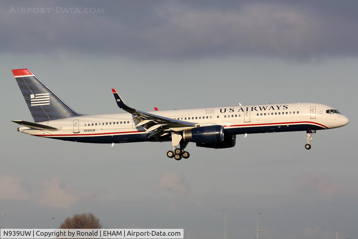 N939UW, 1994 Boeing 757-2B7 C/N 27303, at spl