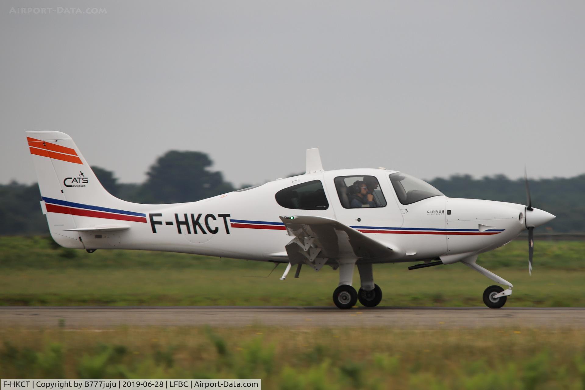 F-HKCT, 2012 Cirrus SR20 C/N 2198, at Cazaux Airshow