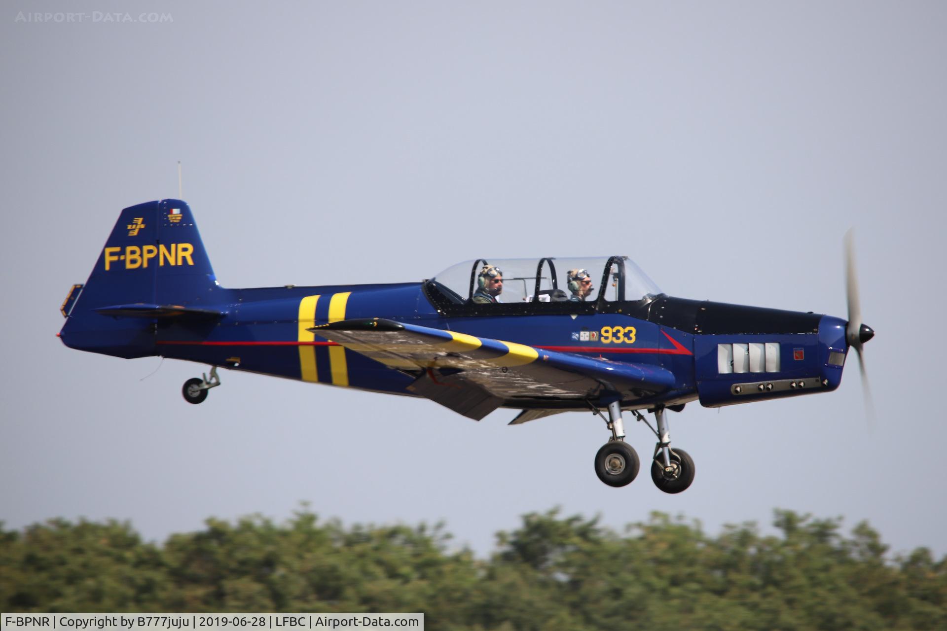 F-BPNR, Zlín Z-326 Trener Master C/N 933, at Cazaux Airshow