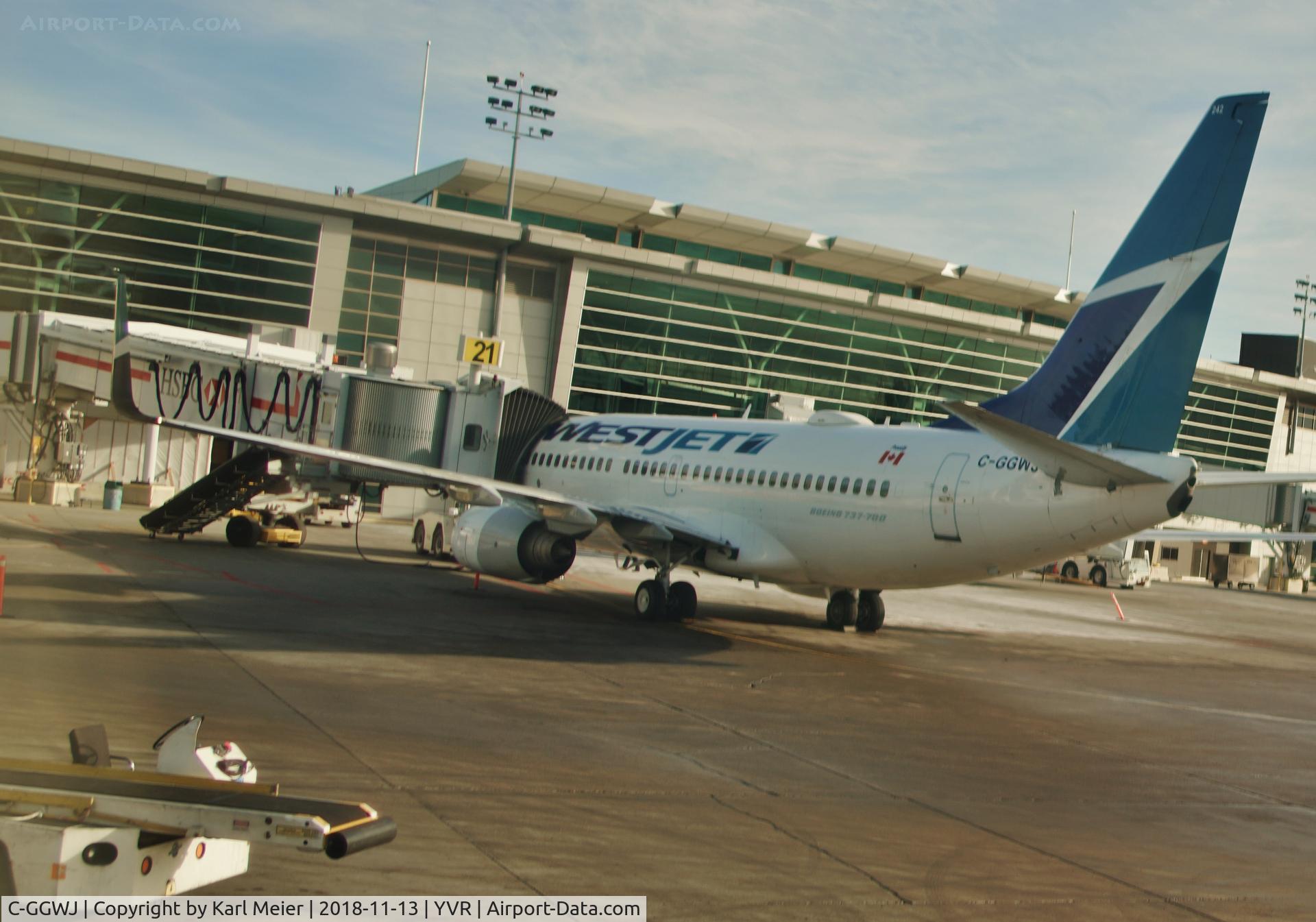 C-GGWJ, 2007 Boeing 737-7CT C/N 35503, Plane photographed at YVR, Vancouver, BC< Canada