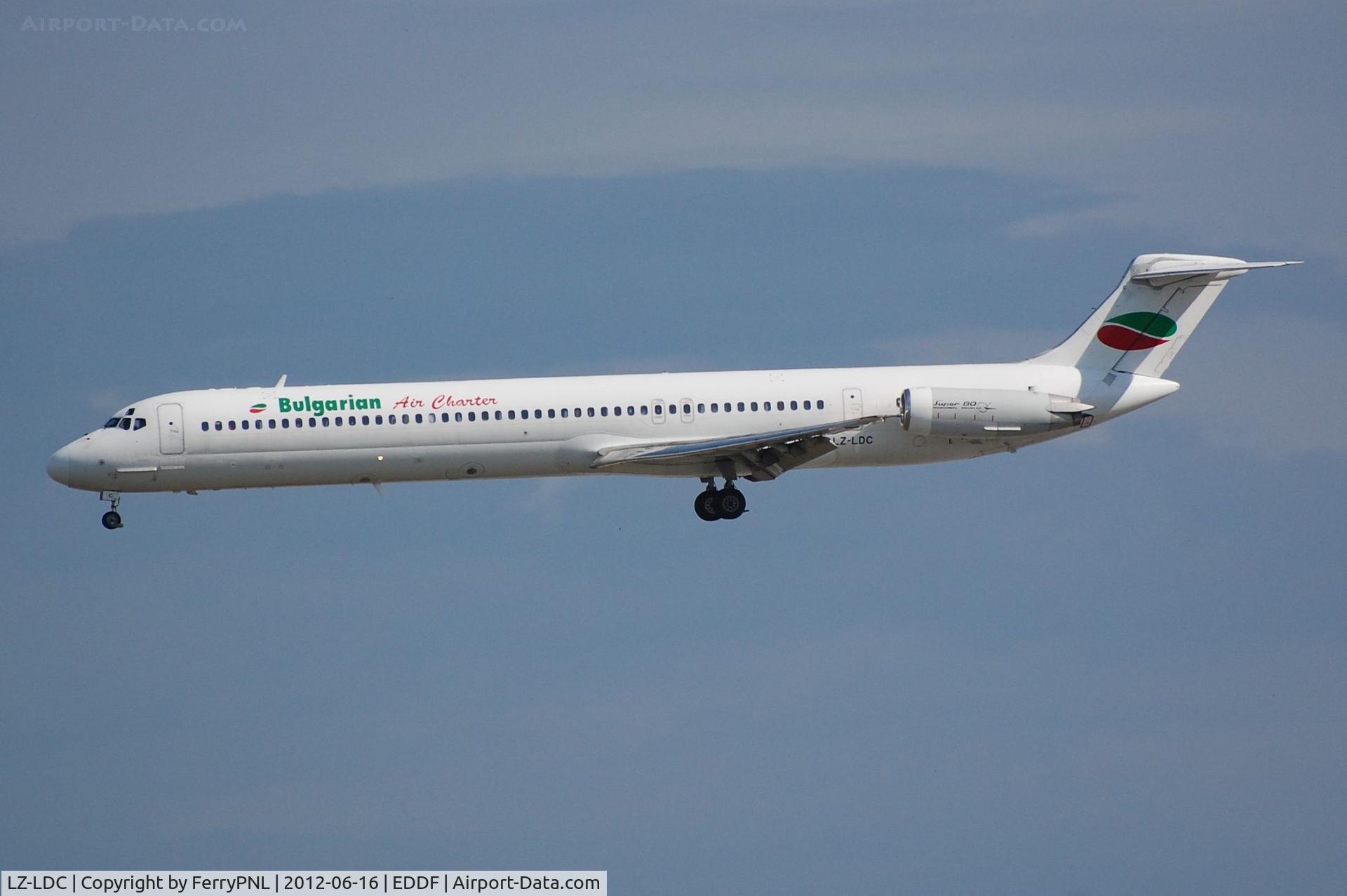 LZ-LDC, 1986 McDonnell Douglas MD-82 (DC-9-82) C/N 49217, Short final for Bulgarian MD82