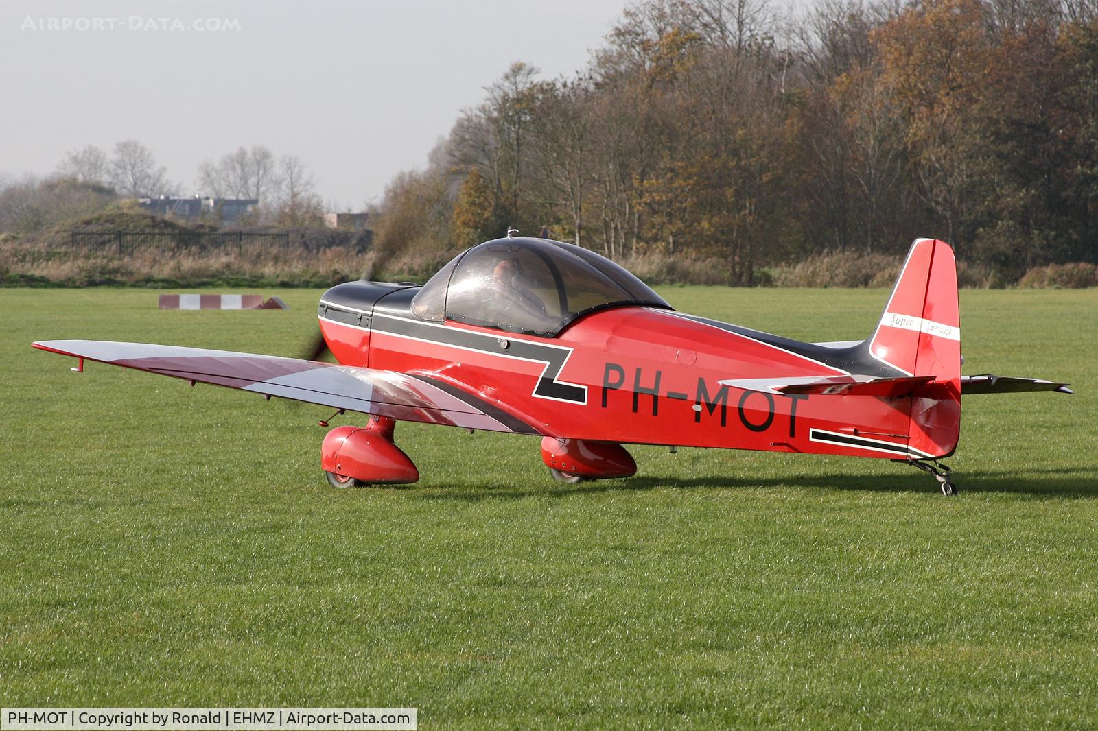 PH-MOT, Scintex CP-1315 C3 Super Emeraude C/N 915, at ehmz