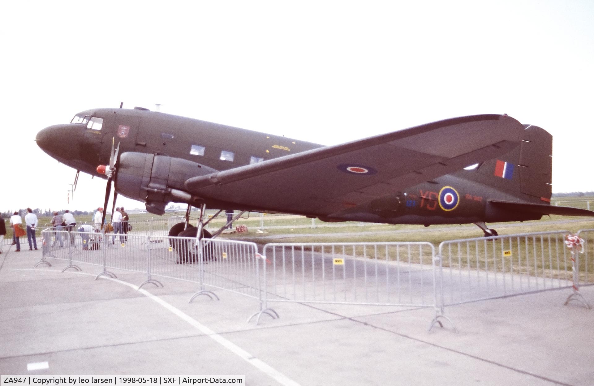 ZA947, 1943 Douglas C-47A-60-DL Dakota III C/N 10200, Berlin Air Show 18.5.1998