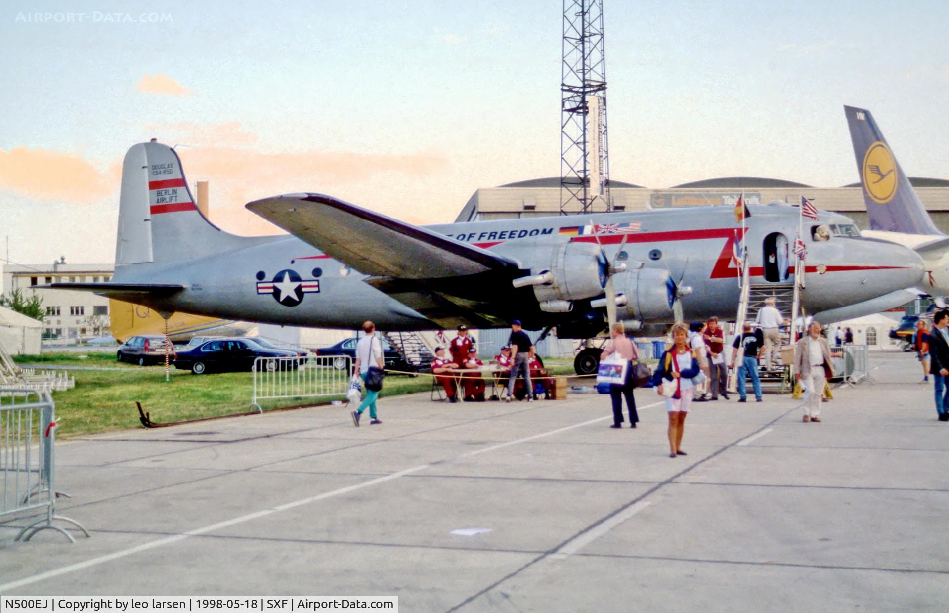 N500EJ, 1945 Douglas C-54E Skymaster (DC-4A) C/N DO316, Berlin Air Show 18.5.1998