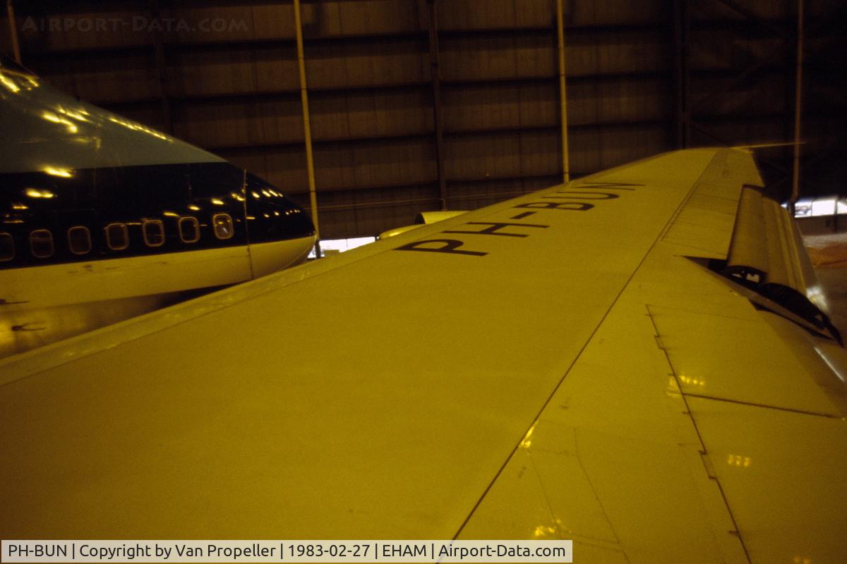 PH-BUN, 1979 Boeing 747-206B C/N 21660, Starboard wing of KLM Boeing 747-206B in a KLM hangar at Schiphol-Oost, 1983