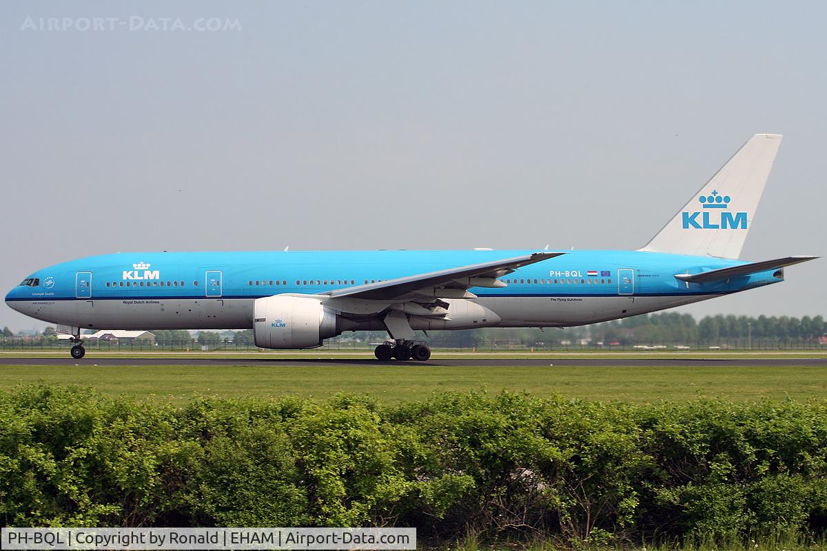 PH-BQL, 2006 Boeing 777-206/ER C/N 34711, at spl
