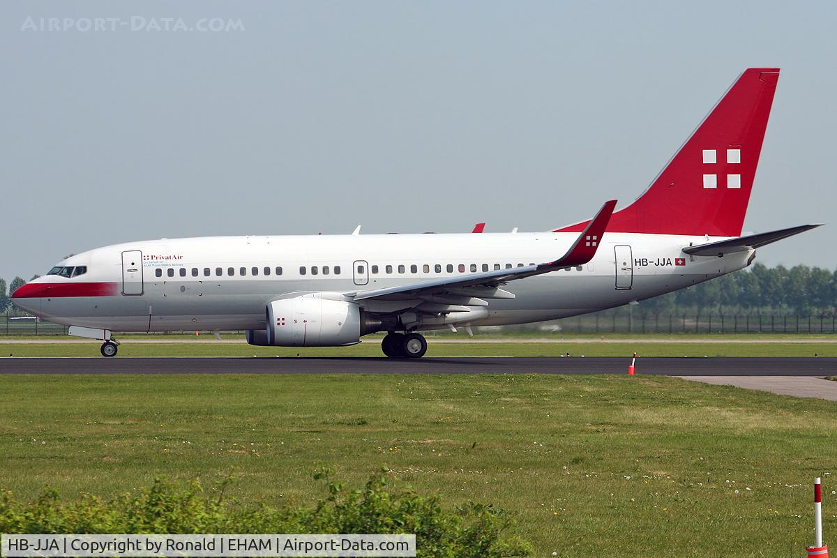 HB-JJA, 2005 Boeing 737-7AK BBJ C/N 34303, at spl