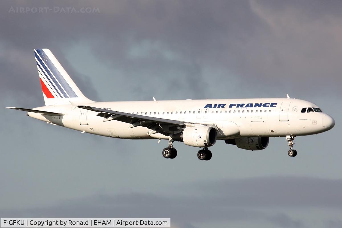 F-GFKU, 1991 Airbus A320-211 C/N 0226, at spl