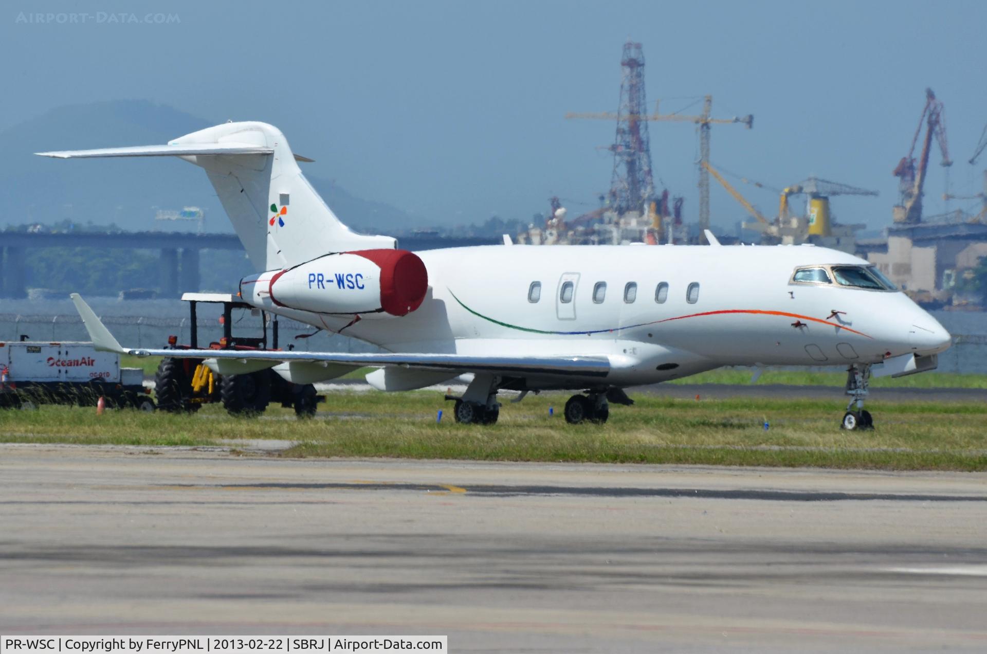 PR-WSC, 2003 Bombardier Challenger 300 (BD-100-1A10) C/N 20012, Lider Taxi Aereo CL300