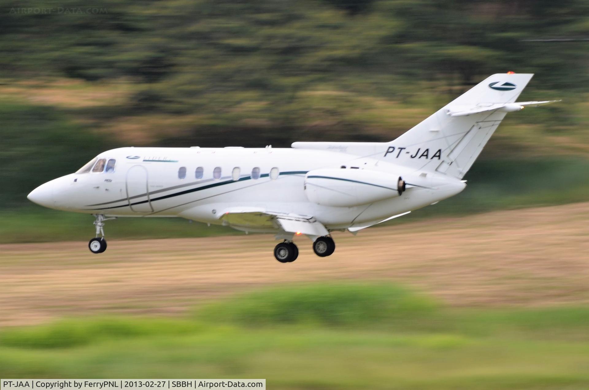 PT-JAA, 1990 British Aerospace BAe.125-800B C/N 258190, Lider Taxi Aereo HS800 landing
