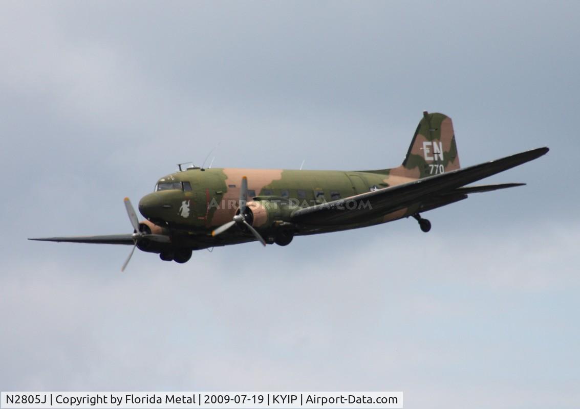 N2805J, 1944 Douglas DC3C-R-1830-90C C/N 20835, TOM YIP 2009
