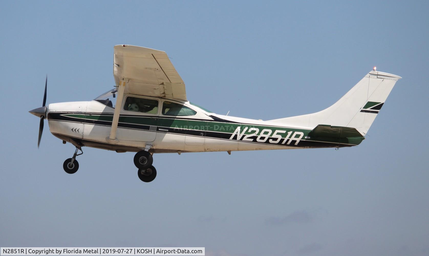 N2851R, 1967 Cessna 182K Skylane C/N 18258451, EAA OSH 2019