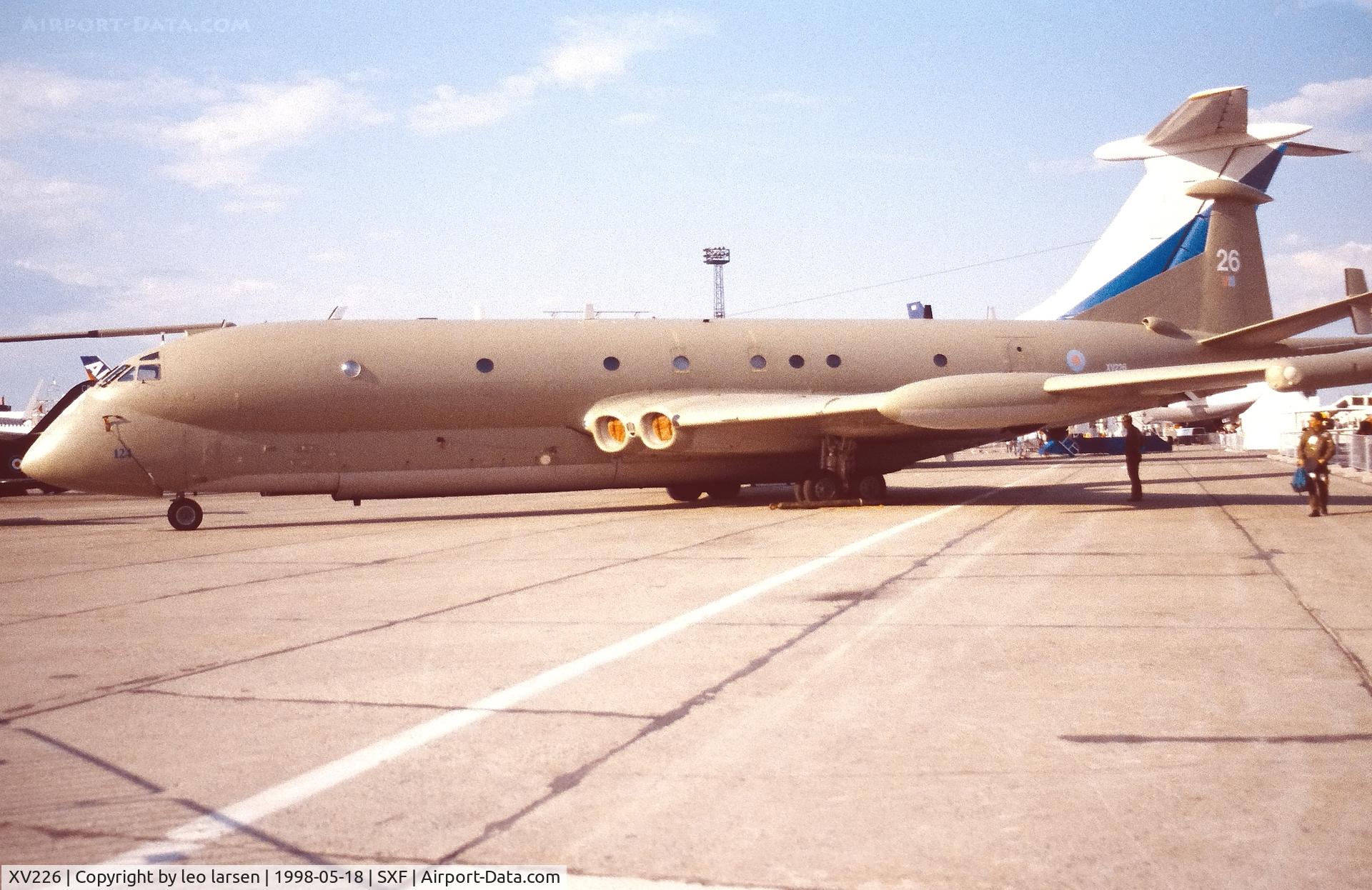XV226, 1968 Hawker Siddeley Nimrod MR.2 C/N 8001, Berlin Air Show 18.5.1998