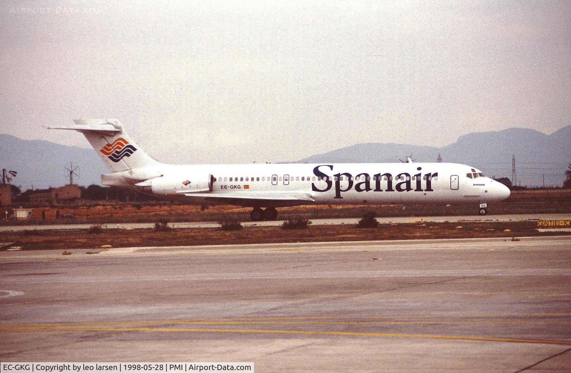EC-GKG, 1989 McDonnell Douglas MD-87 (DC-9-87) C/N 49706/1614, Palma de Mallorca 28.5.1998