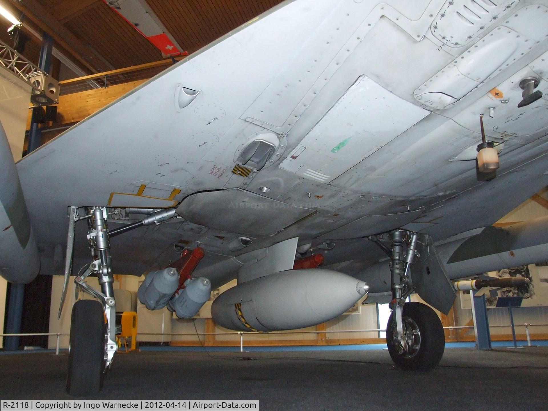 R-2118, Dassault Mirage IIIRS C/N 17-26-150/1038, Dassault Mirage III RS at the Flieger-Flab-Museum, Dübendorf