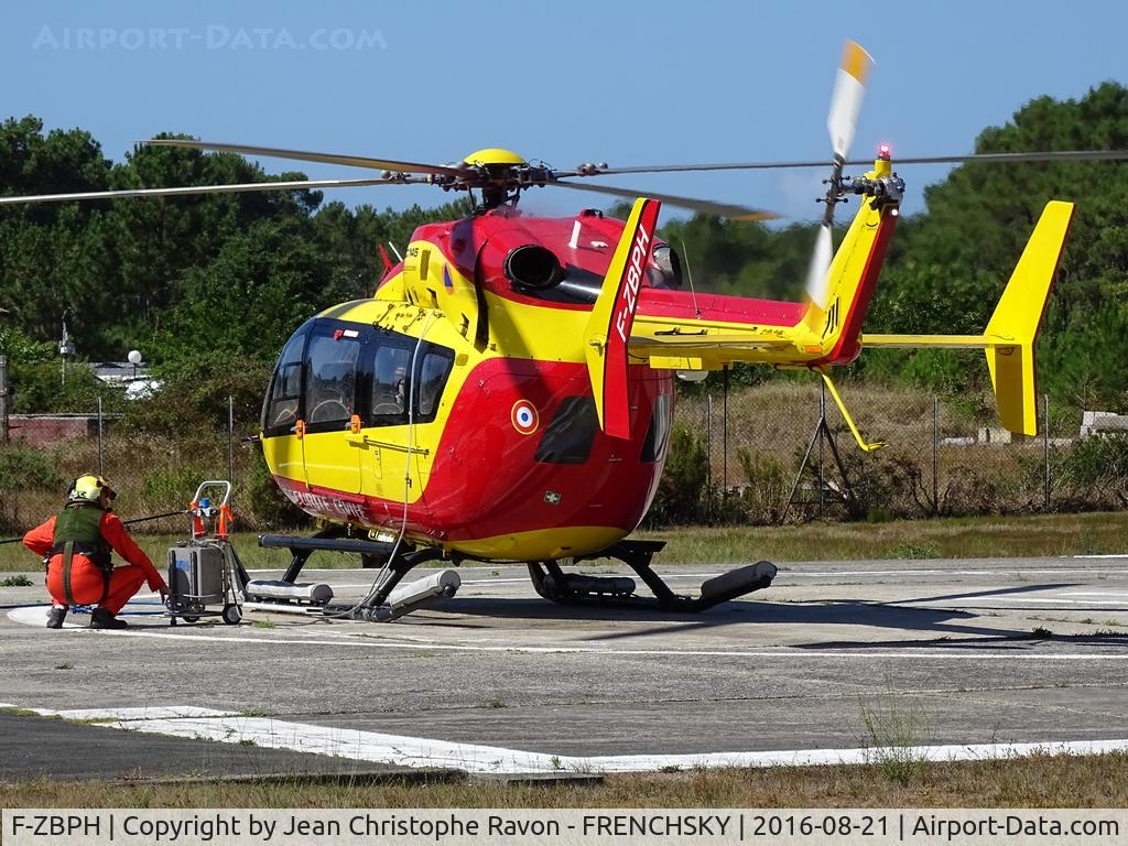F-ZBPH, Eurocopter-Kawasaki EC-145 (BK-117C-2) C/N 9015, Dragon 33