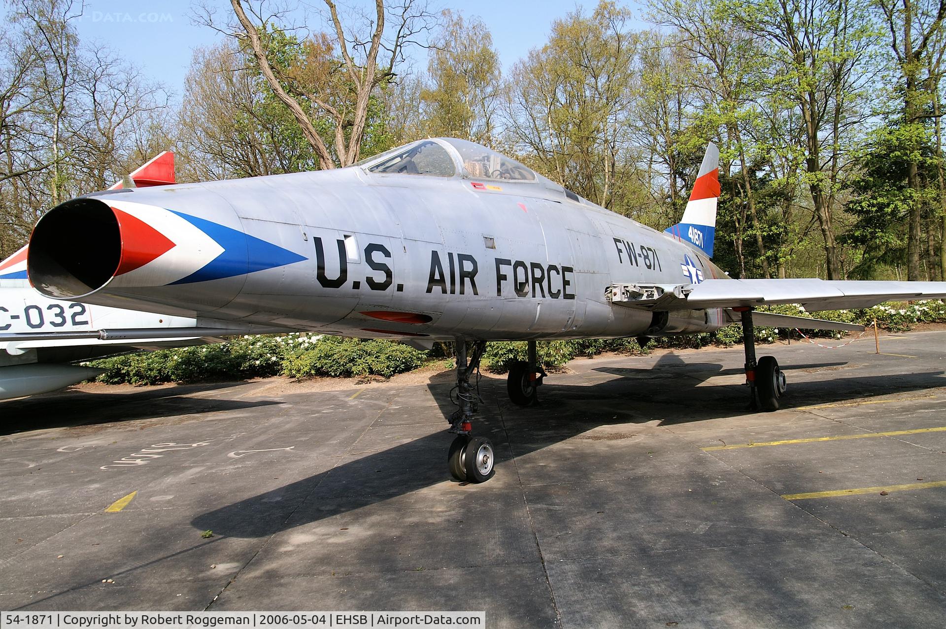 54-1871, 1954 North American F-100D Super Sabre C/N 217-132, PRESERVED.SOESTERBERG NMM.FW-871.