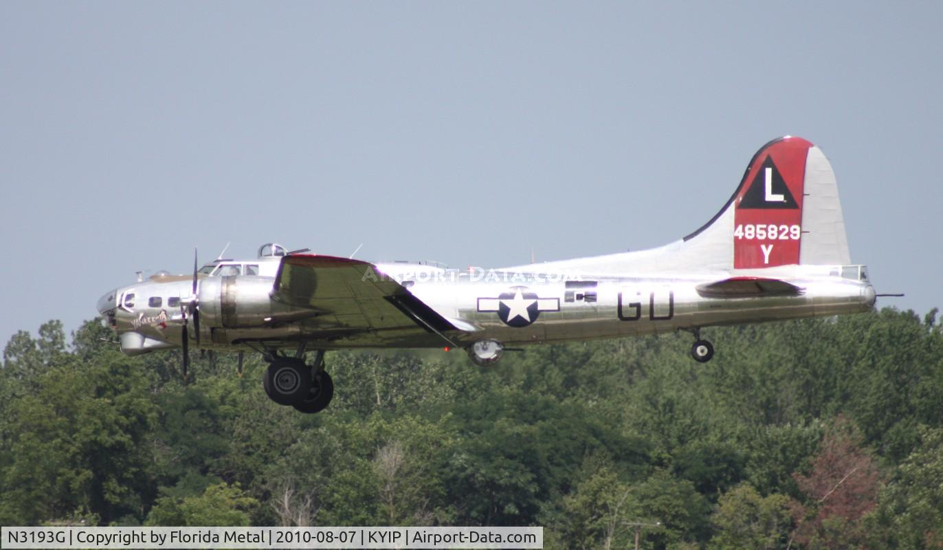 N3193G, 1944 Boeing B-17G Flying Fortress C/N 77255, TOM YIP 2010