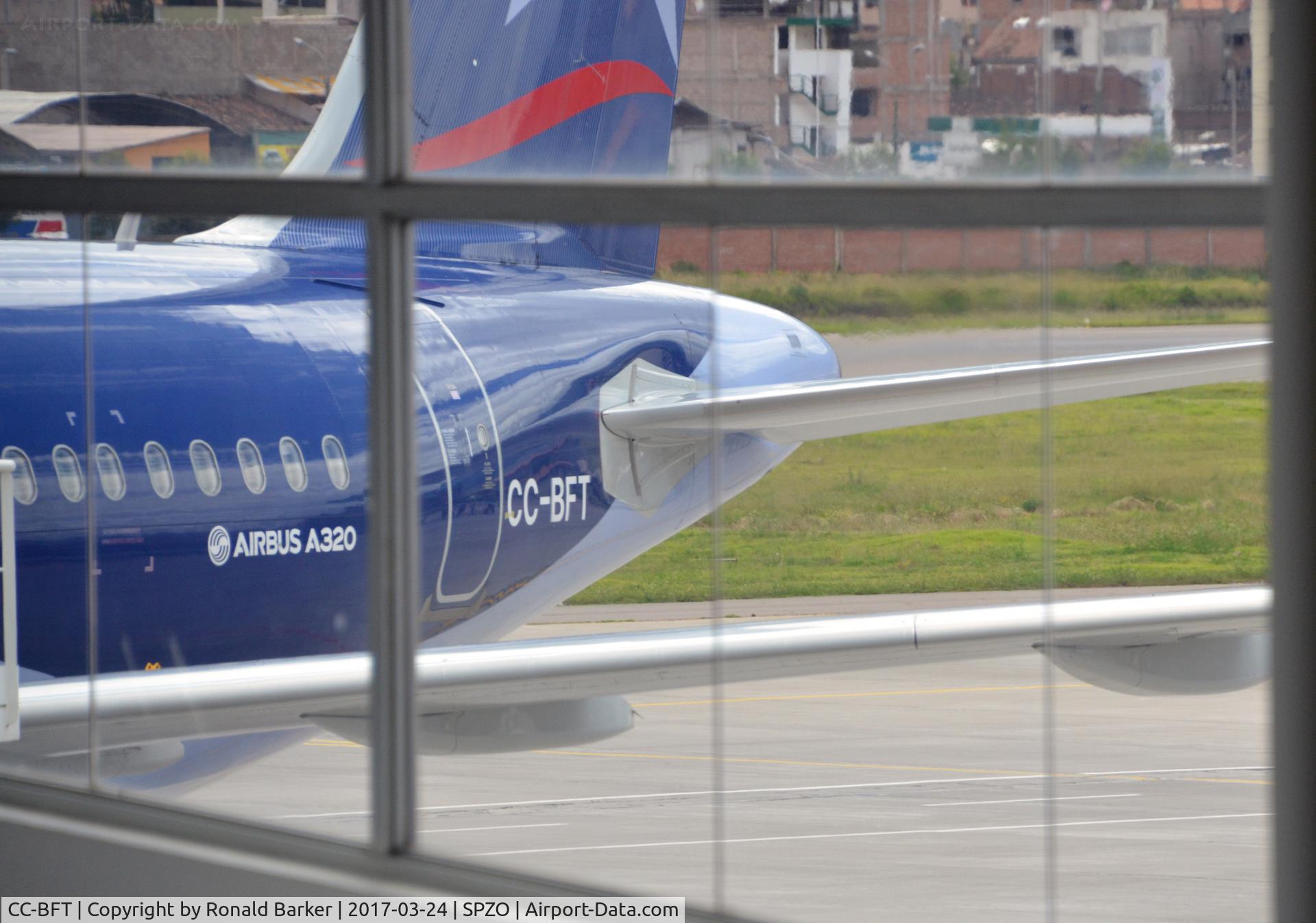CC-BFT, 2013 Airbus A320-214 C/N 5859, At gate Cusco
