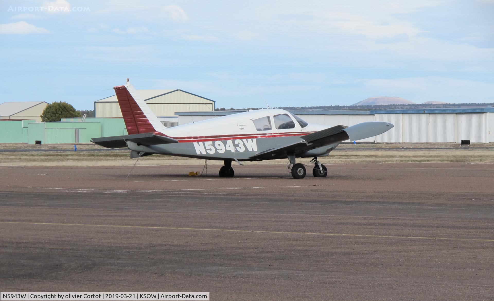 N5943W, 1966 Piper PA-28-150 Cherokee C/N 28-3482, march 2019
