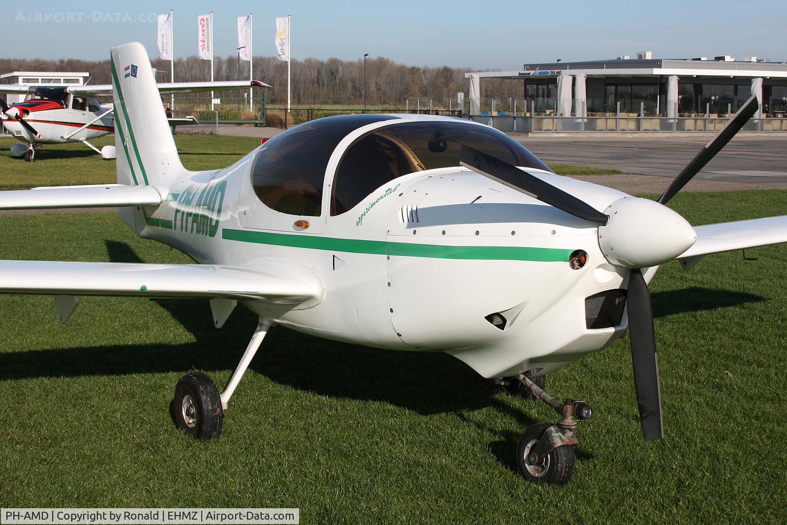PH-AMD, Europa TG C/N 322, at ehmz