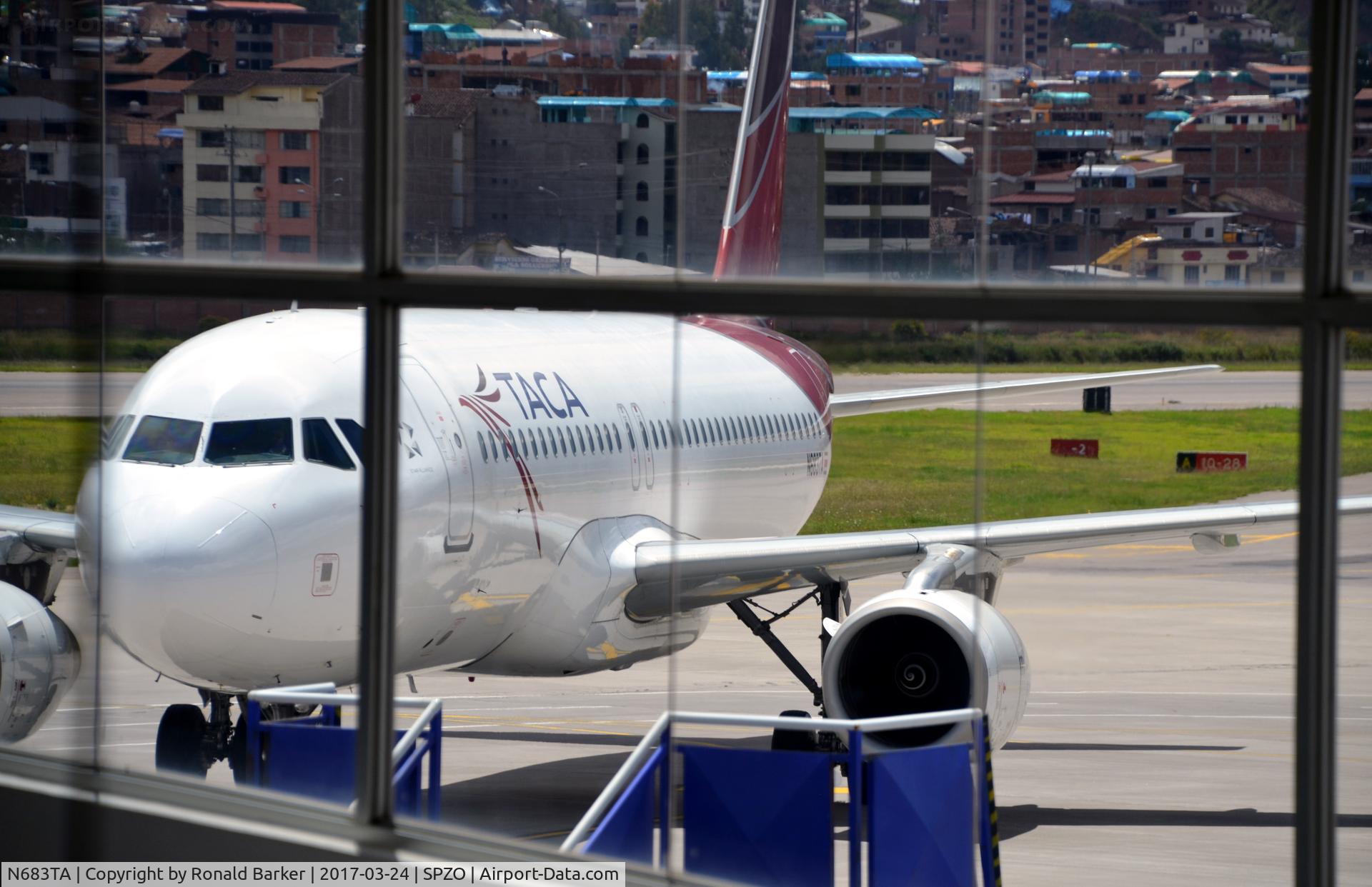 N683TA, 2011 Airbus A320-233 C/N 4906, Taxi Cusco