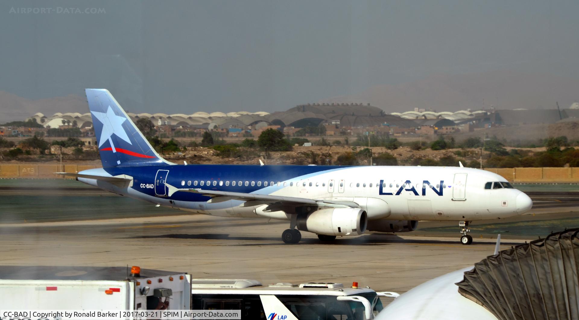 CC-BAD, 2010 Airbus A320-233 C/N 4476, Taxi for takeoff Lima