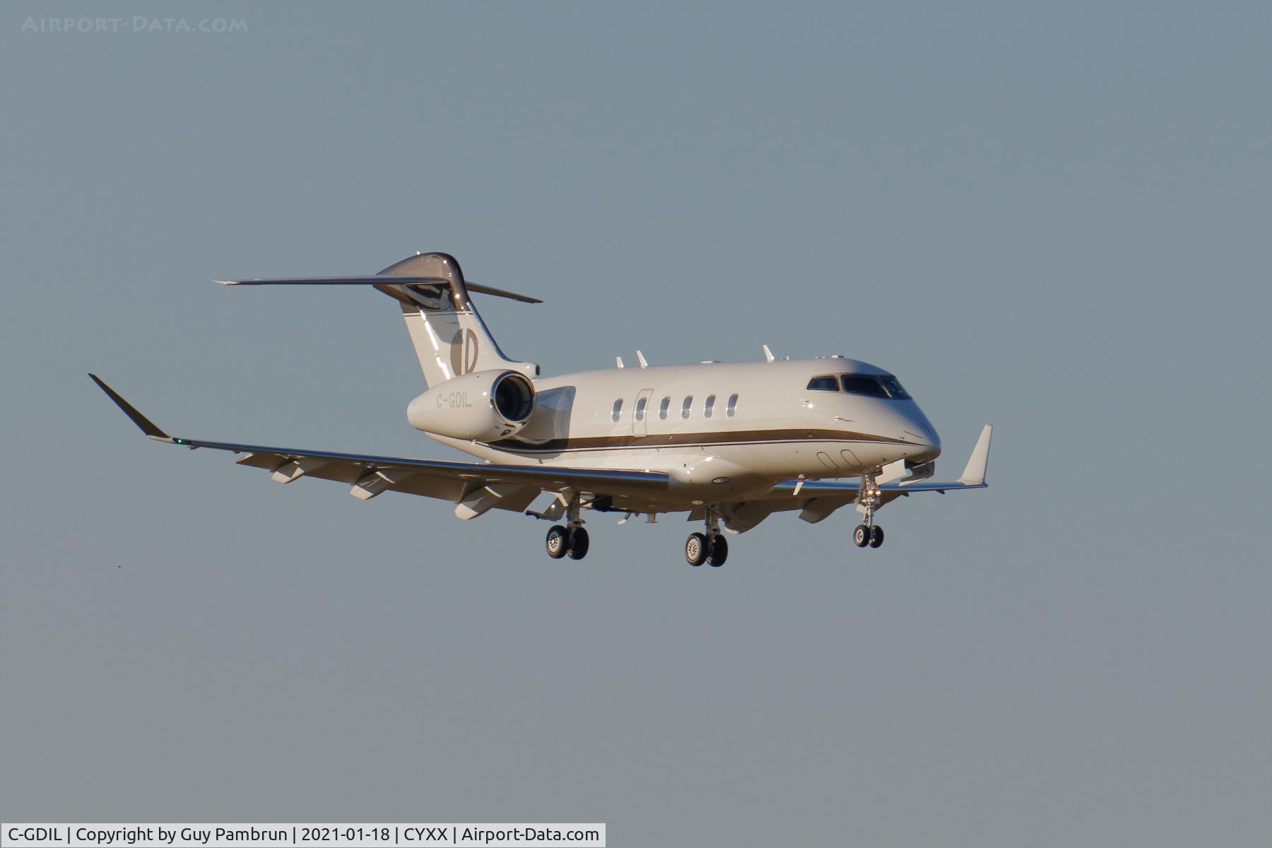 C-GDIL, 2013 Bombardier BD-100-1A10 C/N 20432, Landing