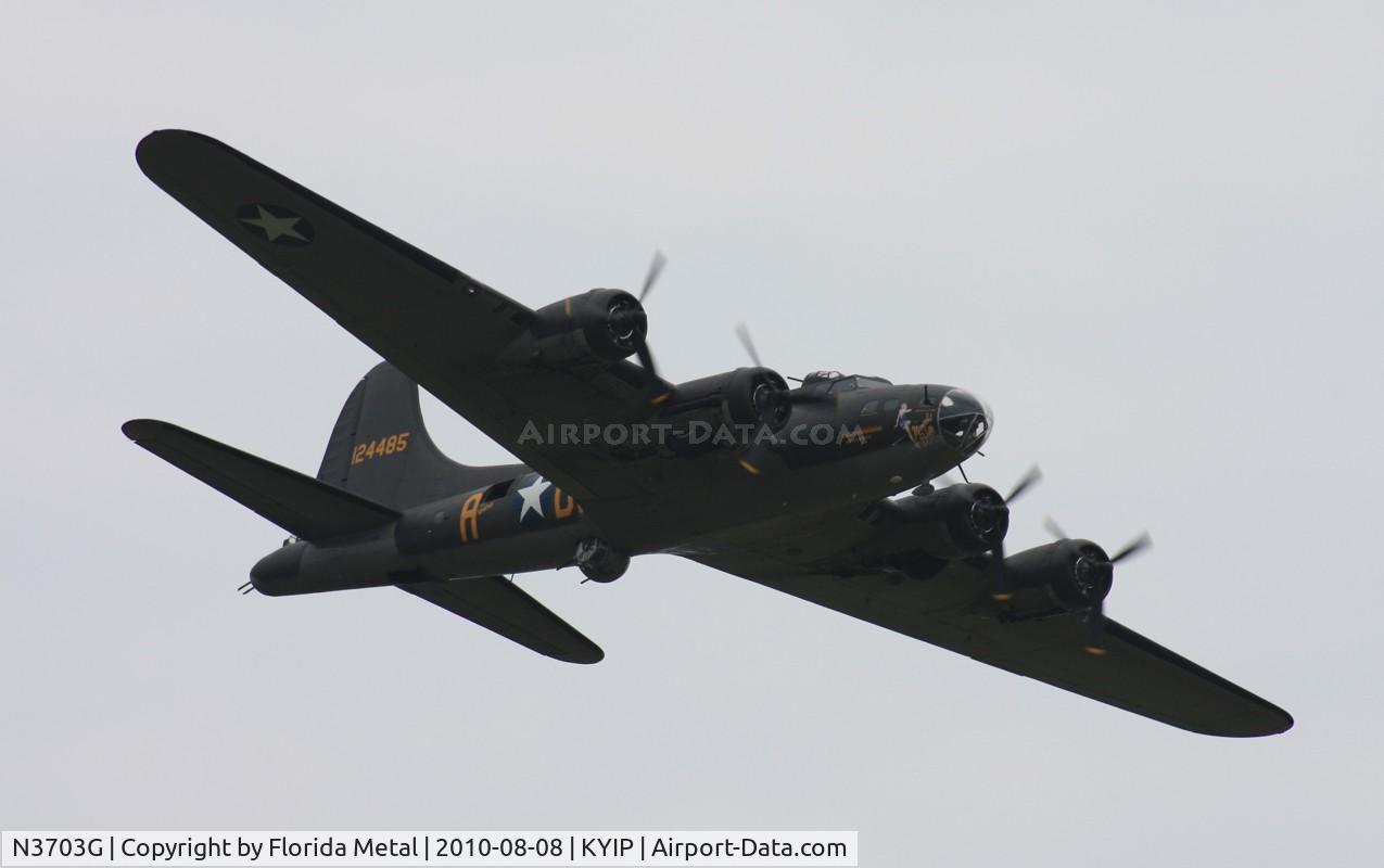 N3703G, 1945 Boeing B-17G Flying Fortress C/N 44-83546-A, TOM YIP 2010