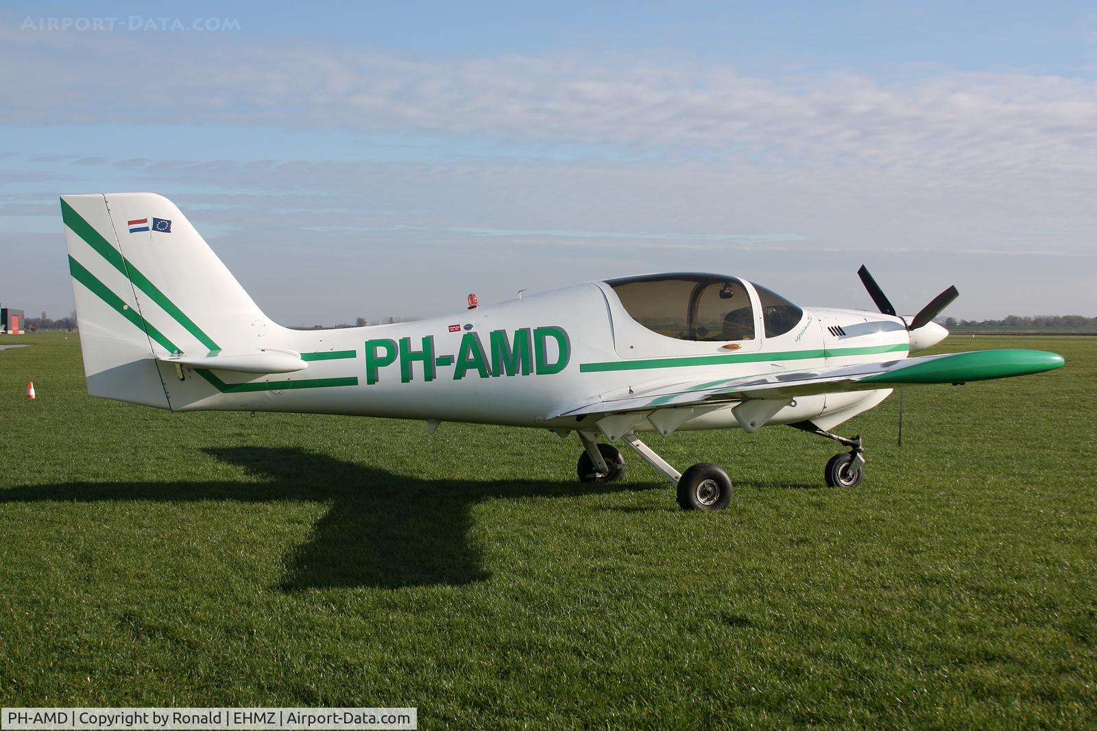 PH-AMD, Europa TG C/N 322, at ehmz