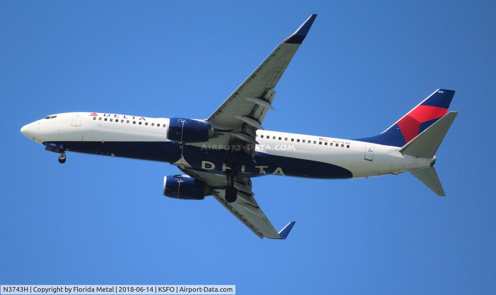 N3743H, 2001 Boeing 737-832 C/N 30836, SFO spotting 2018
