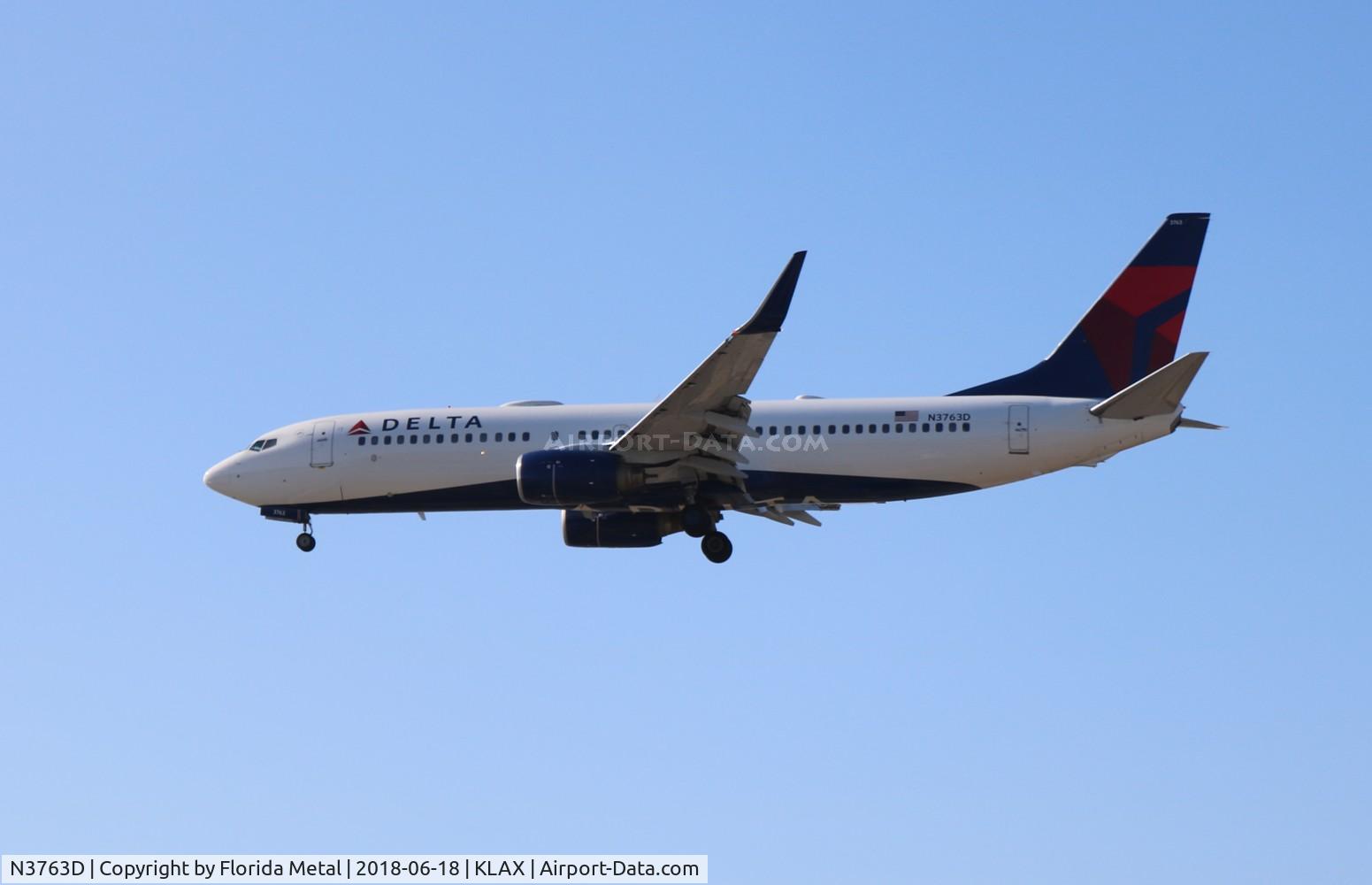N3763D, 2001 Boeing 737-832 C/N 29629, LAX spotting 2018