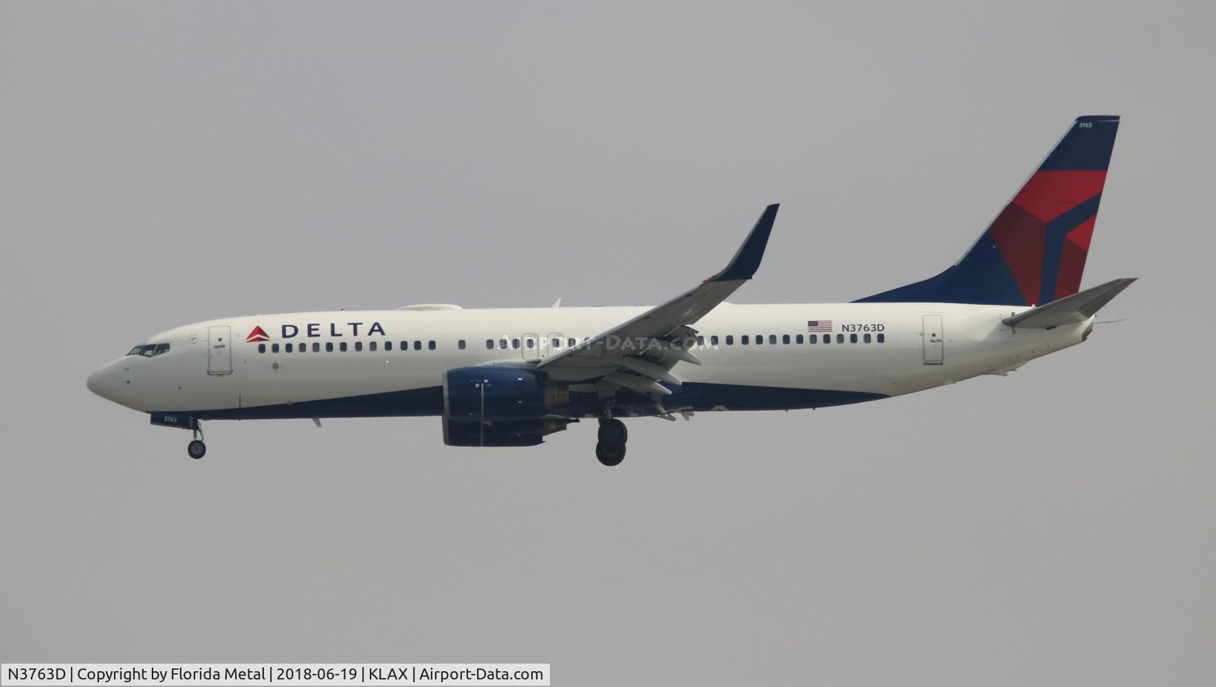 N3763D, 2001 Boeing 737-832 C/N 29629, LAX spotting 2018