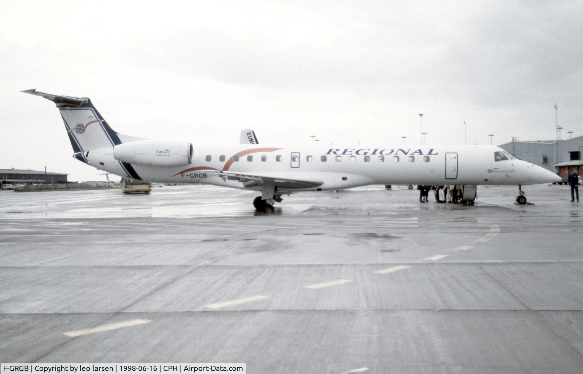 F-GRGB, 1997 Embraer EMB-145EU (ERJ-145EU) C/N 145010, Copenhagen 16.6.1998
