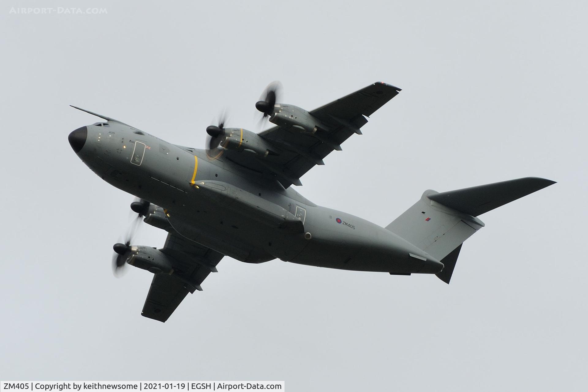 ZM405, 2015 Airbus A400M Atlas C.1 C/N 024, One of several low passes.
