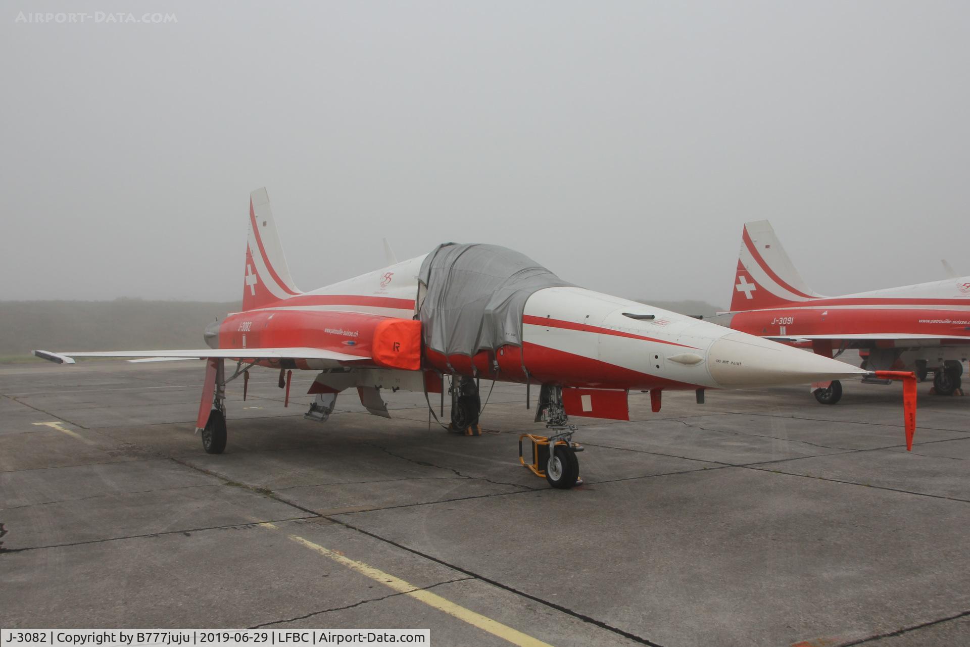 J-3082, Northrop F-5E Tiger II C/N L1082, at Cazaux Airshow
