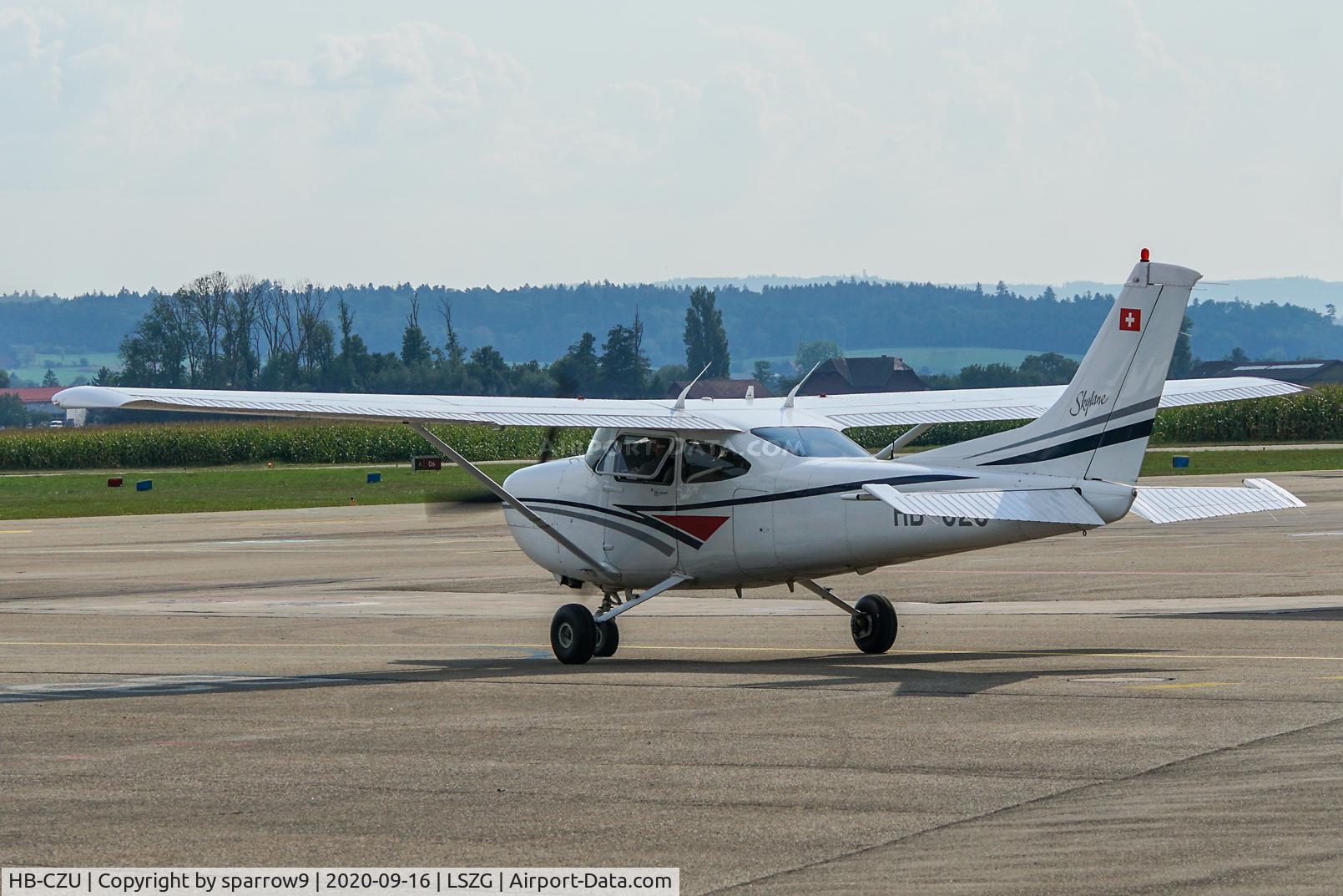 HB-CZU, 1997 Cessna 182 Skylane Skylane C/N 182-80047, Departing Grenchen.