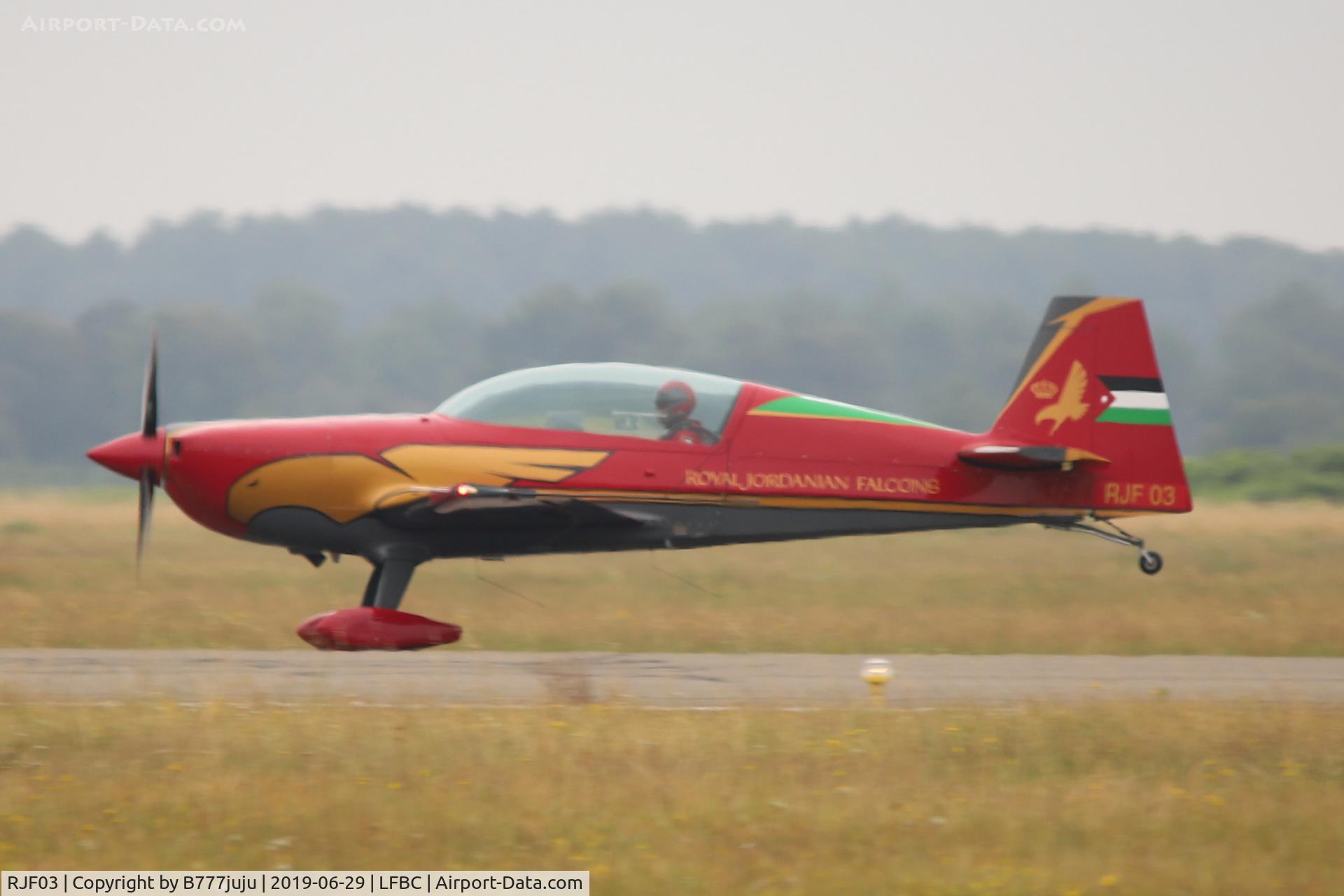 RJF03, 2018 Extra EA-330LX C/N LC071, at Cazaux Airshow